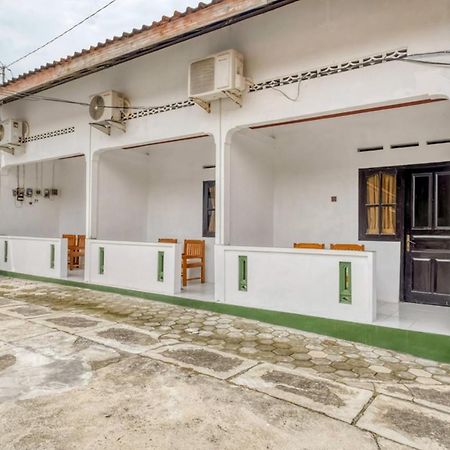 Reddoorz Near Wisata Pantai Parangtritis Kretek Екстериор снимка