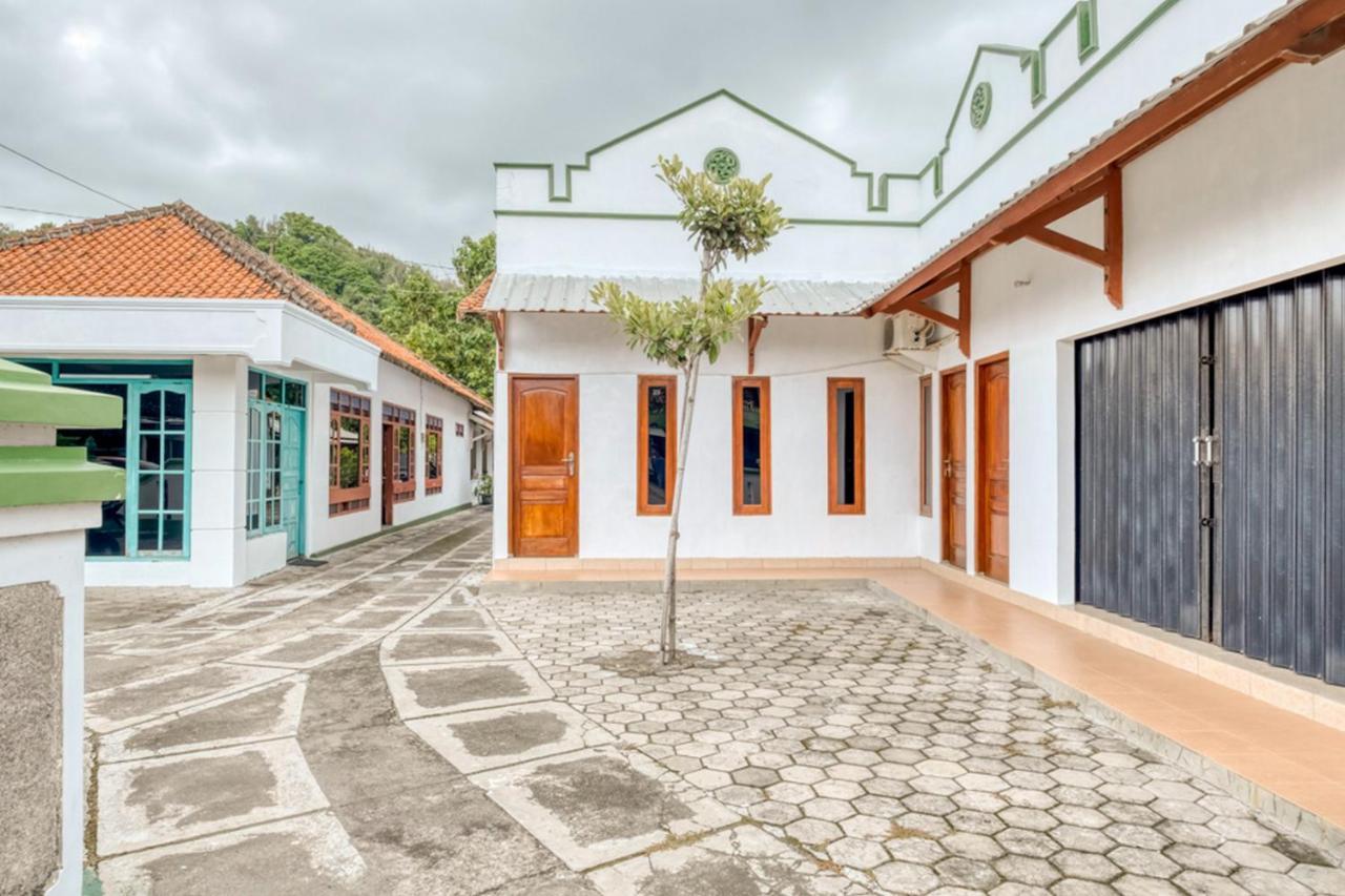 Reddoorz Near Wisata Pantai Parangtritis Kretek Екстериор снимка