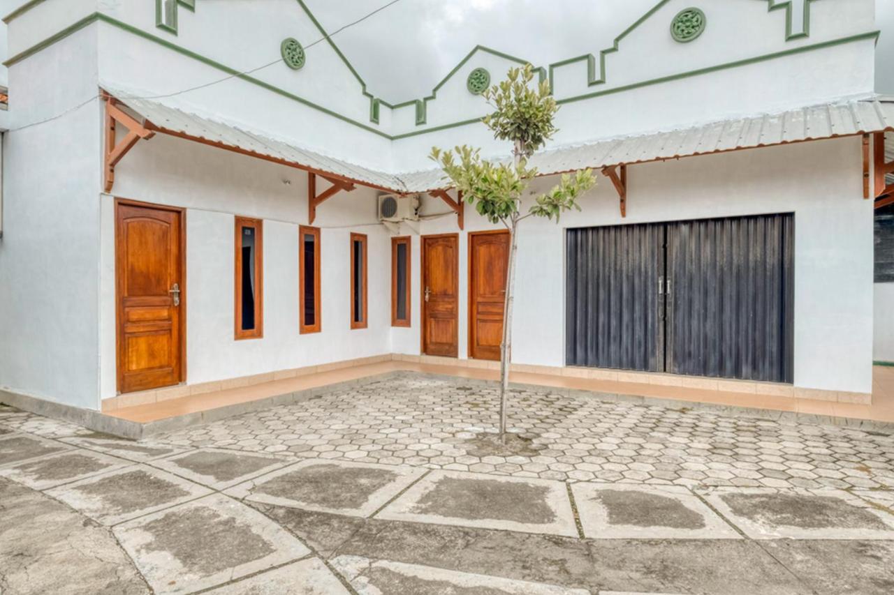 Reddoorz Near Wisata Pantai Parangtritis Kretek Екстериор снимка